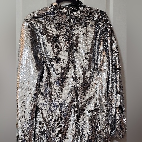 ๐ Bebe sequin long sleeve dress silver XL RARE new ๐ - Picture 6 of 12